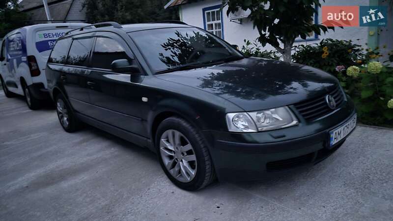 Універсал Volkswagen Passat 1998 в Обухові