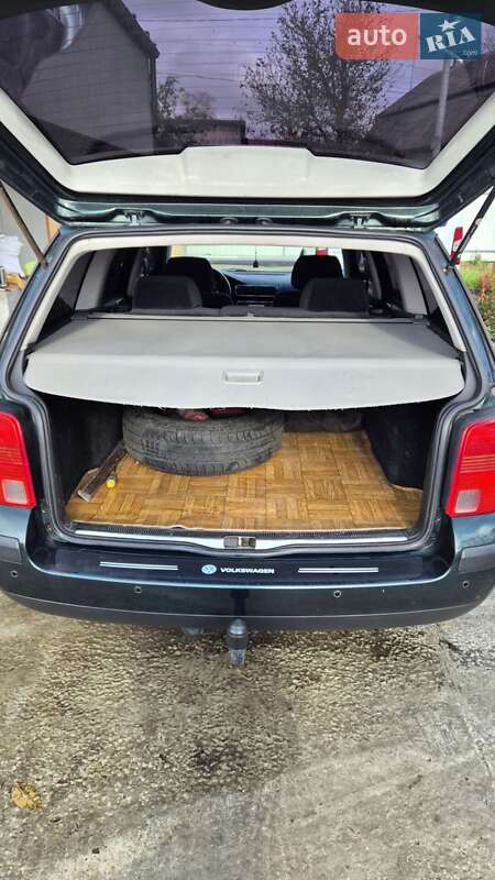 Універсал Volkswagen Passat 1998 в Обухові