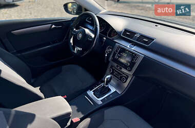 Універсал Volkswagen Passat 2011 в  фото 7 Універсал Volkswagen Passat 2011 в