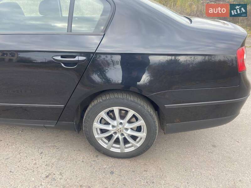 Седан Volkswagen Passat 2006 в Луцке фото 15 Седан Volkswagen Passat 2006 в Луцке