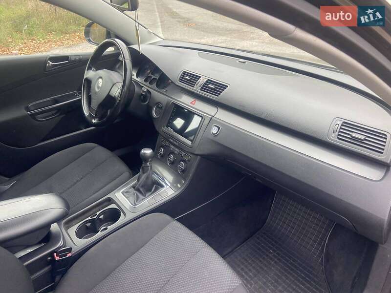 Седан Volkswagen Passat 2006 в Луцке фото 22 Седан Volkswagen Passat 2006 в Луцке