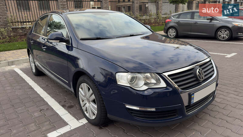 Седан Volkswagen Passat 2009 в Києві