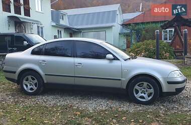 Седан Volkswagen Passat 2003 в  фото 5 Седан Volkswagen Passat 2003 в