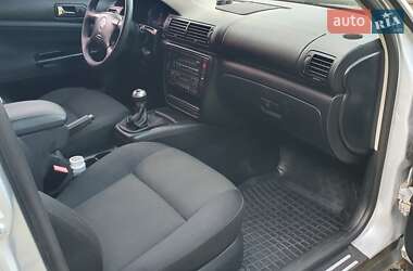 Седан Volkswagen Passat 2003 в  фото 25 Седан Volkswagen Passat 2003 в