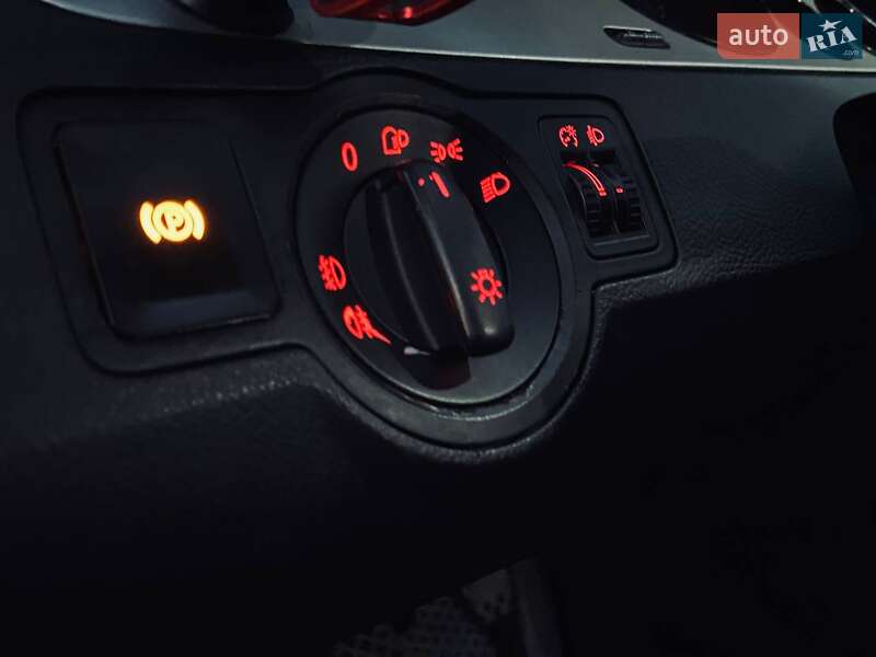 Універсал Volkswagen Passat 2007 в Миколаєві