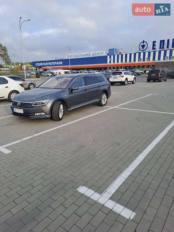 Універсал Volkswagen Passat 2016 в Вінниці