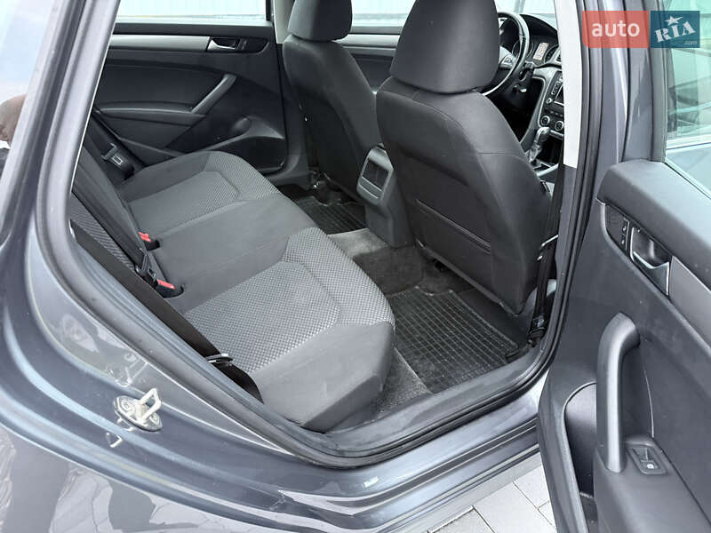 Седан Volkswagen Passat 2014 в Тернополе фото 9 Седан Volkswagen Passat 2014 в Тернополе