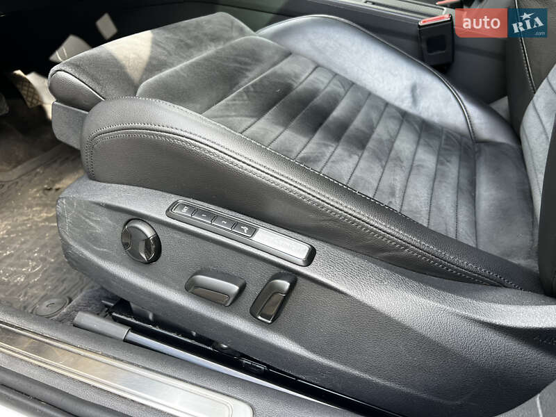 Седан Volkswagen Passat 2015 в Києві