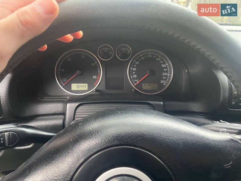 Седан Volkswagen Passat 2001 в Богородчанах