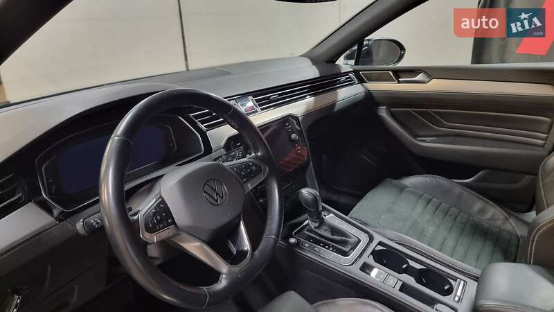 Седан Volkswagen Passat 2021 в Києві