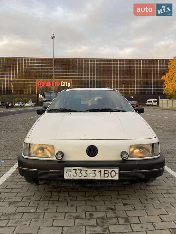 Универсал Volkswagen Passat 1992 в Луцке