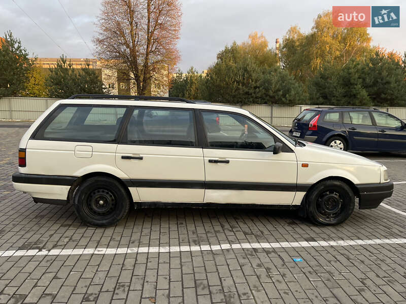 Универсал Volkswagen Passat 1992 в Луцке