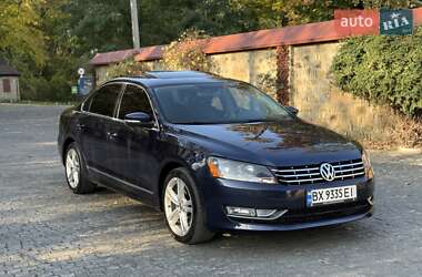 Седан Volkswagen Passat 2014 в Черновцах