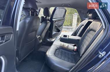 Седан Volkswagen Passat 2014 в 
