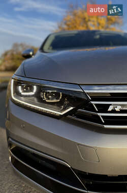 Седан Volkswagen Passat 2018 в 