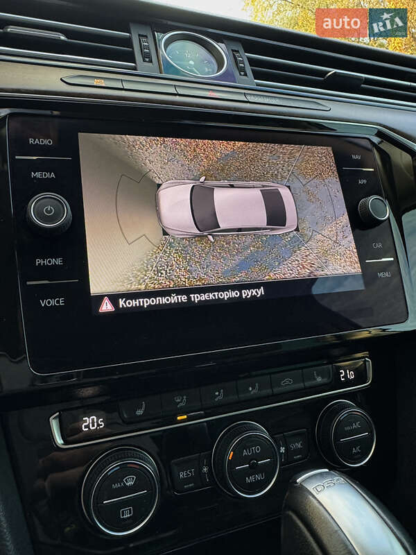 Седан Volkswagen Passat 2018 в Дніпрі