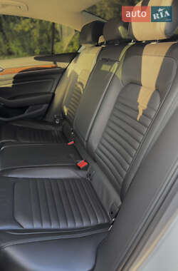 Седан Volkswagen Passat 2018 в 