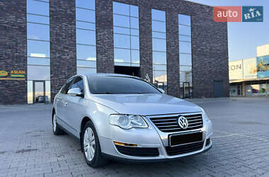 Седан Volkswagen Passat 2007 в 