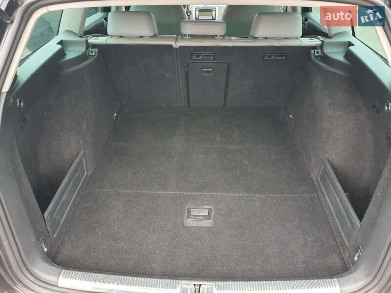 Универсал Volkswagen Passat 2006 в Киеве фото 31 Универсал Volkswagen Passat 2006 в Киеве