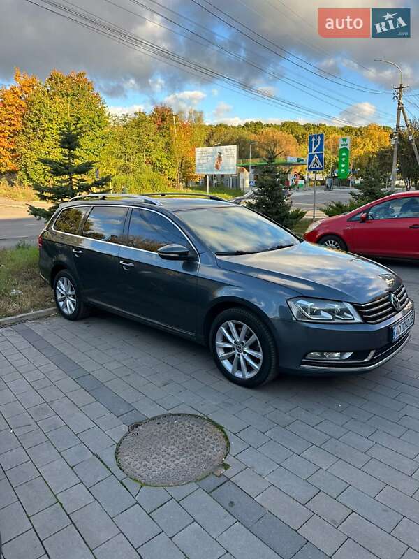 Универсал Volkswagen Passat 2012 в Ужгороде фото Универсал Volkswagen Passat 2012 в Ужгороде