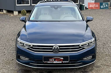 Универсал Volkswagen Passat 2022 в 