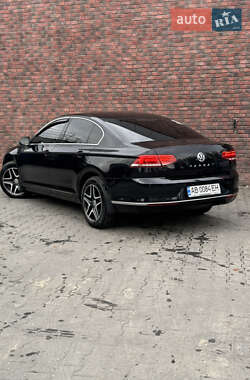 Седан Volkswagen Passat 2018 в 