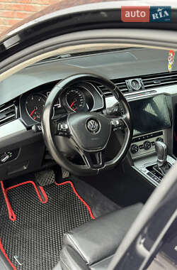 Седан Volkswagen Passat 2018 в 