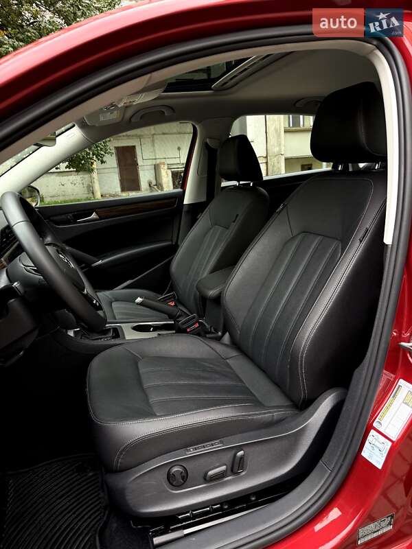 Седан Volkswagen Passat 2021 в Ромнах фото 10 Седан Volkswagen Passat 2021 в Ромнах