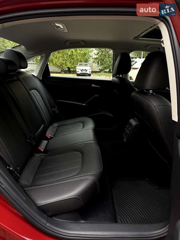 Седан Volkswagen Passat 2021 в Ромнах фото 14 Седан Volkswagen Passat 2021 в Ромнах