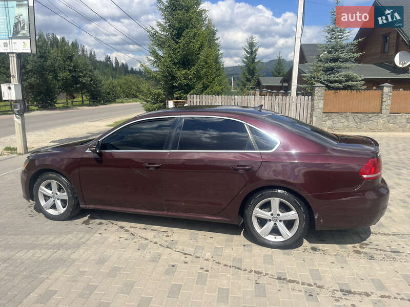 Седан Volkswagen Passat 2012 в Дрогобыче