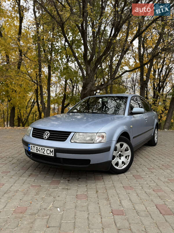 Седан Volkswagen Passat 1999 в Каменец-Подольском фото 2 Седан Volkswagen Passat 1999 в Каменец-Подольском