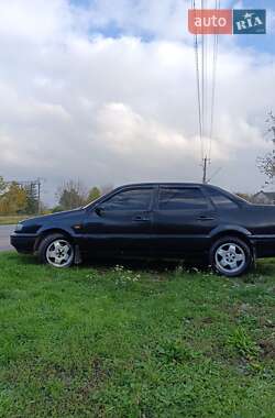 Седан Volkswagen Passat 1996 в Бердичеве
