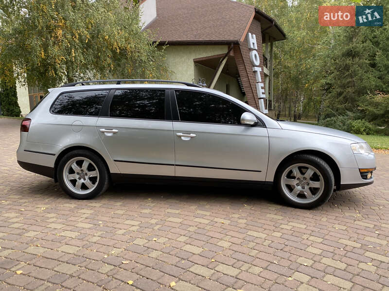 Универсал Volkswagen Passat 2010 в Харькове