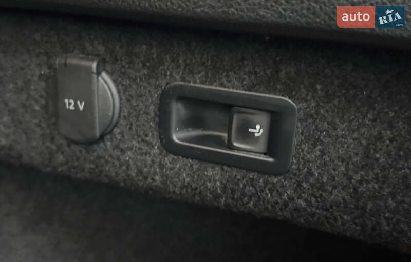 Универсал Volkswagen Passat 2021 в Львове фото 73 Универсал Volkswagen Passat 2021 в Львове