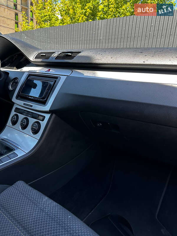 Универсал Volkswagen Passat 2009 в Луцке фото 13 Универсал Volkswagen Passat 2009 в Луцке