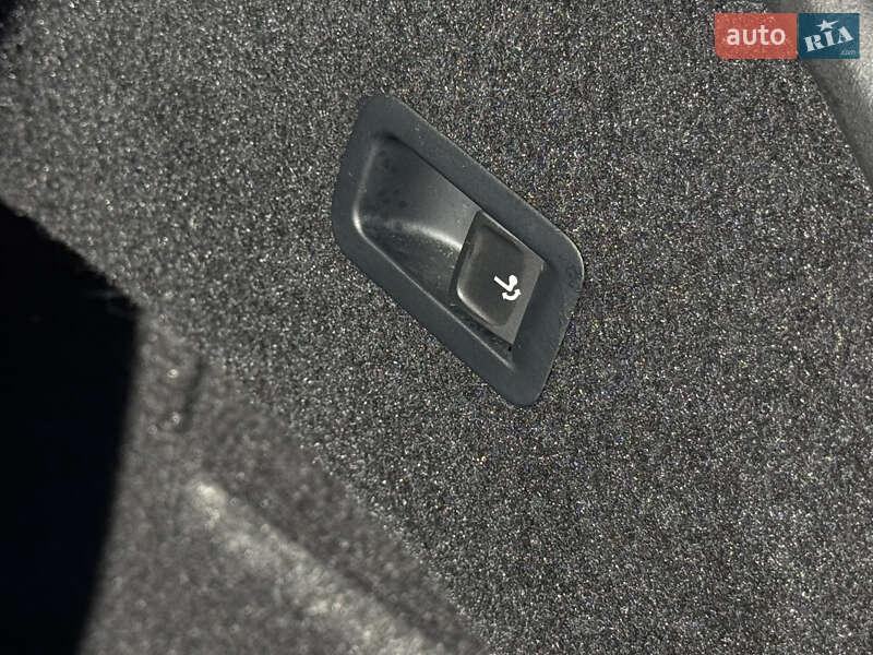 Седан Volkswagen Passat 2020 в Луцке