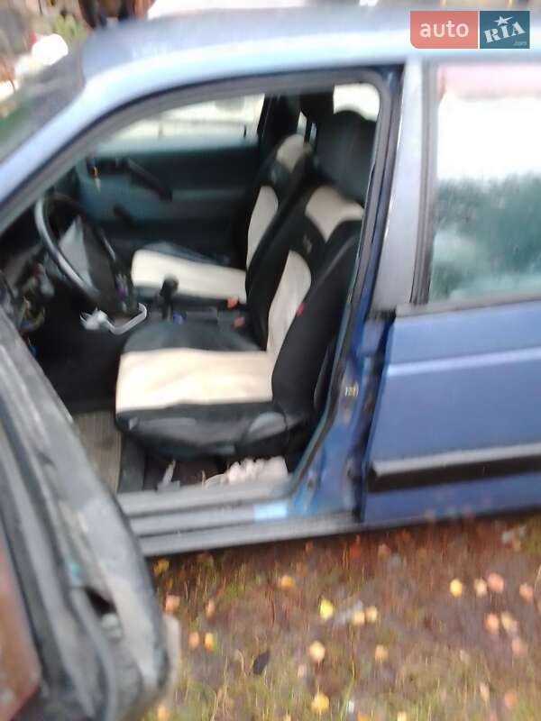 Седан Volkswagen Passat 1989 в Чернигове