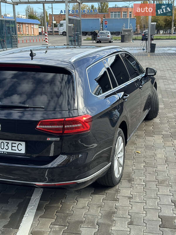 Універсал Volkswagen Passat 2017 в Миколаєві фото 16 Універсал Volkswagen Passat 2017 в Миколаєві
