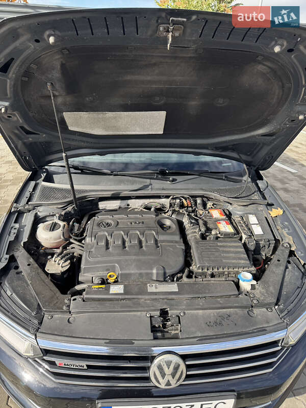 Універсал Volkswagen Passat 2017 в Миколаєві фото 66 Універсал Volkswagen Passat 2017 в Миколаєві