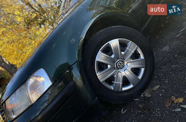 Седан Volkswagen Passat 1999 в 
