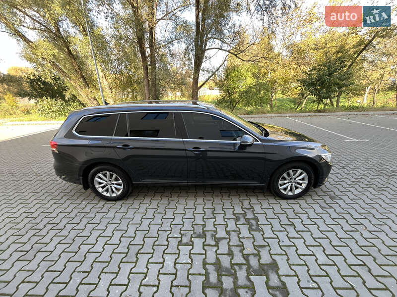 Универсал Volkswagen Passat 2019 в Хмельницком