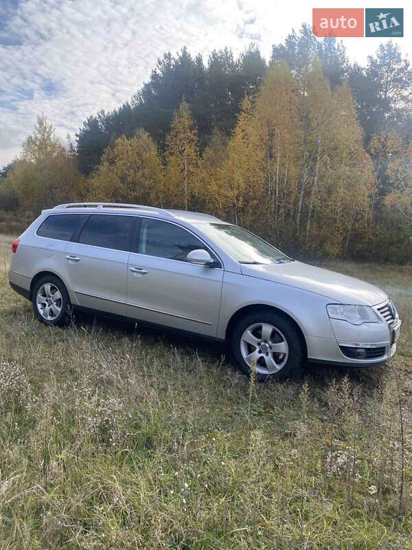 Універсал Volkswagen Passat 2010 в Ковелі
