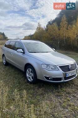 Универсал Volkswagen Passat 2010 в 