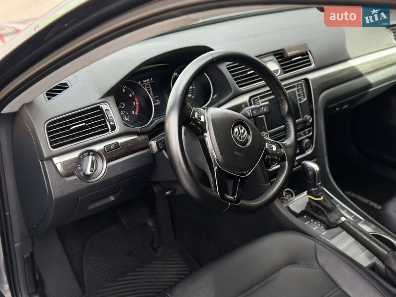 Седан Volkswagen Passat 2015 в Львове фото 7 Седан Volkswagen Passat 2015 в Львове