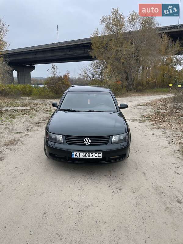 Седан Volkswagen Passat 1996 в Киеве фото 4 Седан Volkswagen Passat 1996 в Киеве