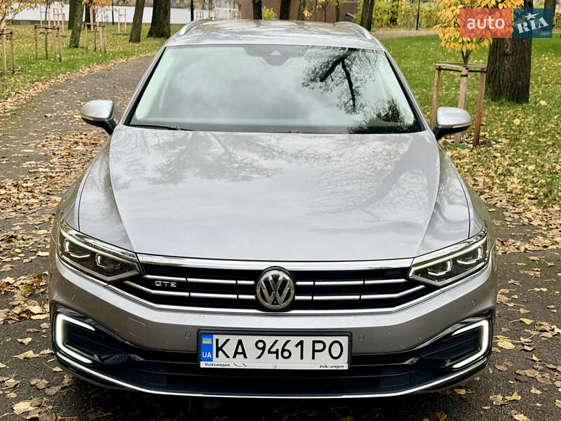 Универсал Volkswagen Passat 2020 в Киеве фото 7 Универсал Volkswagen Passat 2020 в Киеве