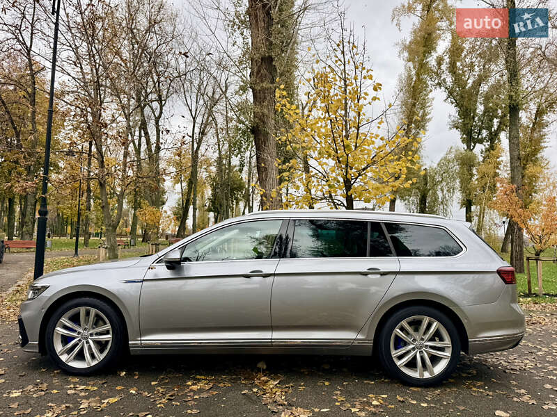 Универсал Volkswagen Passat 2020 в Киеве фото 8 Универсал Volkswagen Passat 2020 в Киеве