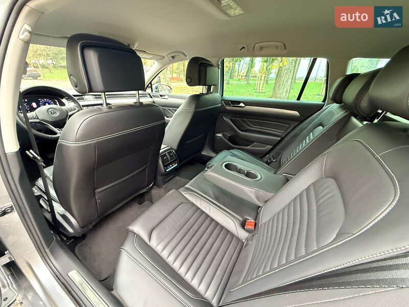 Универсал Volkswagen Passat 2020 в Киеве фото 20 Универсал Volkswagen Passat 2020 в Киеве