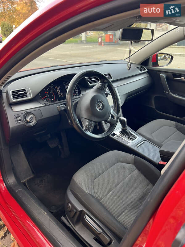 Седан Volkswagen Passat 2013 в Львове фото 14 Седан Volkswagen Passat 2013 в Львове