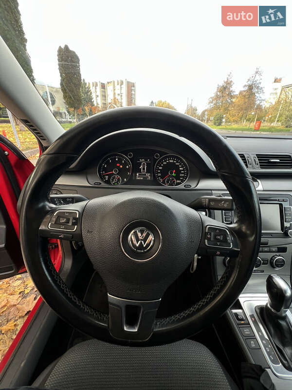 Седан Volkswagen Passat 2013 в Львове фото 21 Седан Volkswagen Passat 2013 в Львове